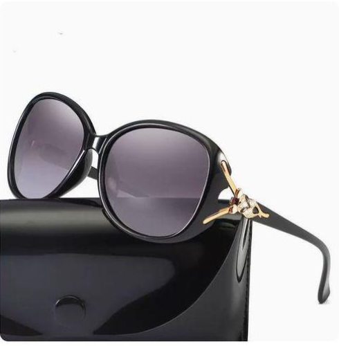 ShadowLuxe Korean Style Anti Fox Sunglasses Every piece of art has a buyer, Only time decides when the right buyer will see it"Classic SunglassesSpecifications:Eyewear