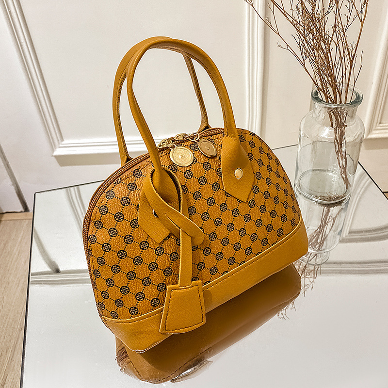 Flower-patterned shell-covered women's handbag, fashionable tote bag