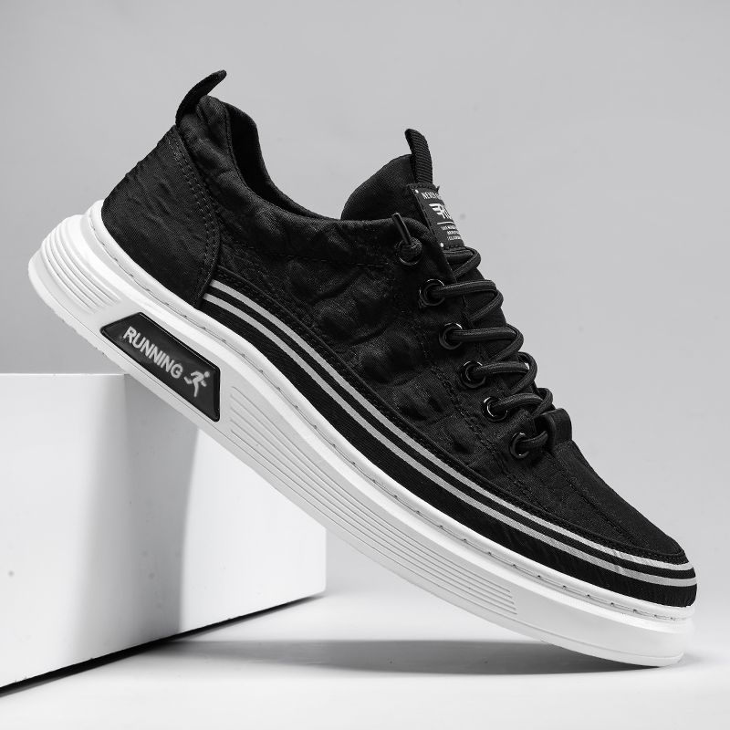 Men's High-Quality Canvas Shoes 2026 Summer New Lightweight Breathable Anti-Odor Casual Shoes Old Beijing Cloth Shoes Trendy Footwear