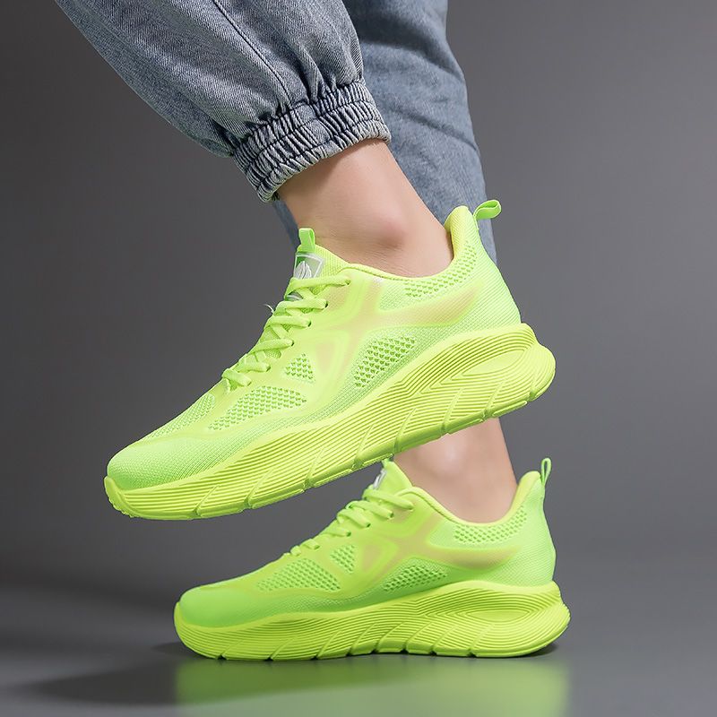 Spring and Summer New Arrival Men's and Women's Flyknit Sneakers Mesh Versatile Thick Soles Running Casual Shoes White Dad Shoes for Men