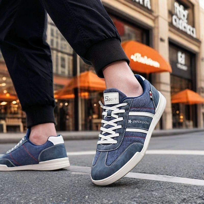 Boys' low cut, anti slip, wear-resistant, plus size trendy youth board shoes, travel lightweight, soft soled, work striped shoes, men's shoes