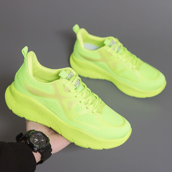 Spring and Summer New Arrival Men's and Women's Flyknit Sneakers Mesh Versatile Thick Soles Running Casual Shoes White Dad Shoes for Men
