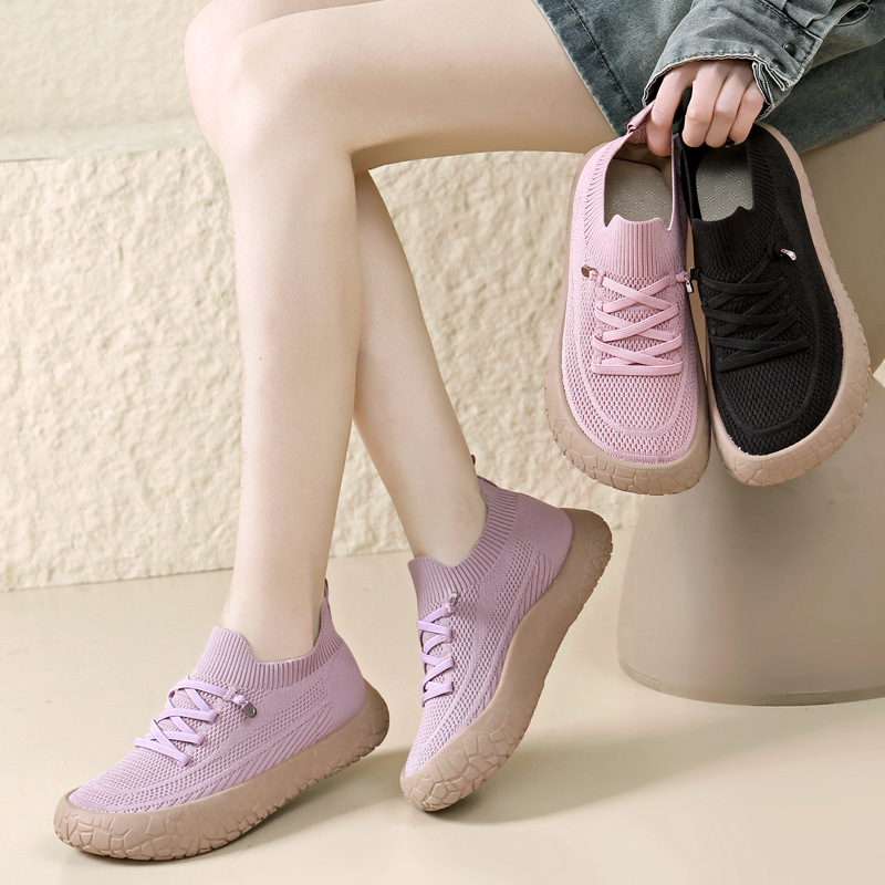 2026 New Spring Single Shoes Fly-Knit Walking Shoes Sports Leisure Shoes Slip-On Comfortable Light and Easy to Wear for Women
