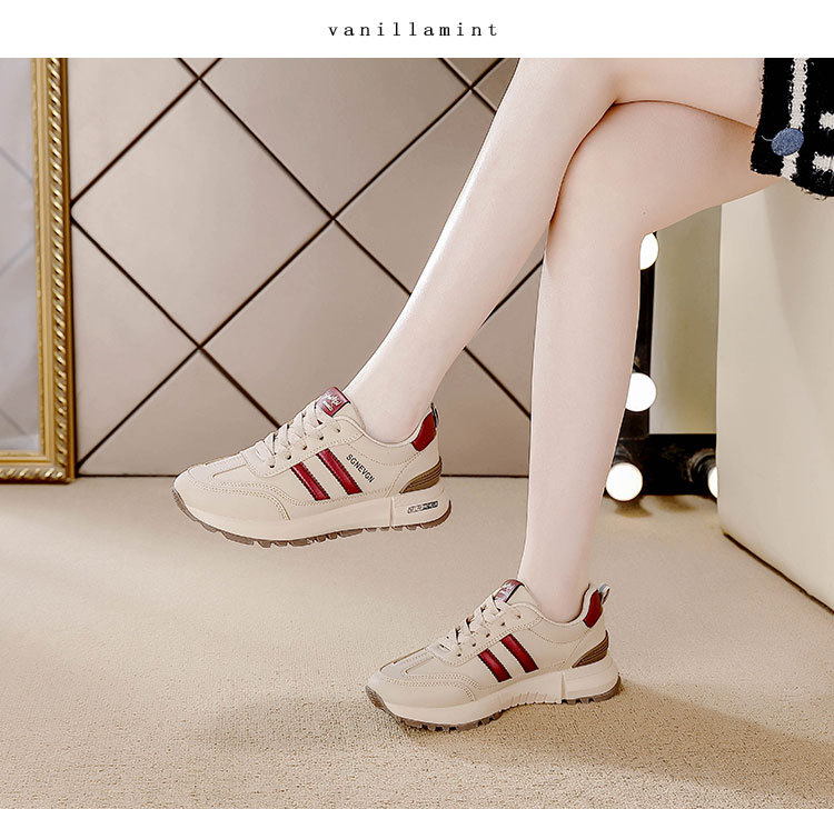 Leather sports shoes for women, versatile 2026 spring and autumn running flat anti-slip fashionable casual shoes