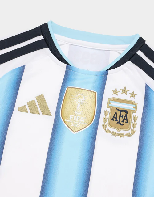💙 CELESTE DREAM • WORLD CUP 2026 🇦🇷 Argentina Fan Jersey – Sky Blue & White Football Kit ⚽ Breathable Sports Wear 🏆 Premium Replica Edition