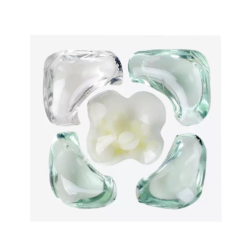 New TikTok laundry powder with camellia flowers - 100 capsules in a bucket, highly concentrated for deep cleaning and garment care. The fragrance lasts long. Say goodbye to the hassle of spraying perf