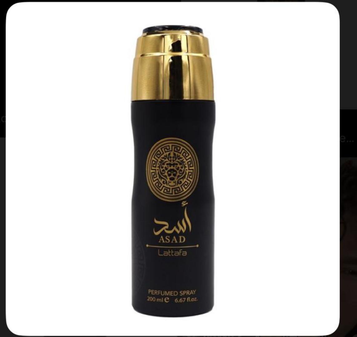 Lattafa Asad 200ml: Matte black can with gold lion medallion, gold cap. Warm spicy-sweet scent of black pepper, pineapple, tobacco, coffee, patchouli, amber, vanilla. Bold, long-lasting, strong projec