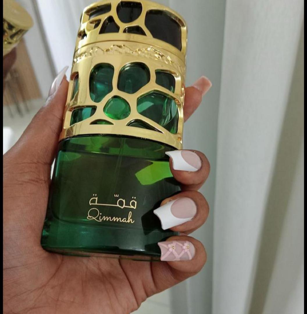 Lattafa Qimmah for Women: Sweet oriental gourmand with fruits, florals, vanilla, musk, and amber. Warm, feminine, long-lasting. Perfect for evenings. 100ml green bottle with ornate gold cap.