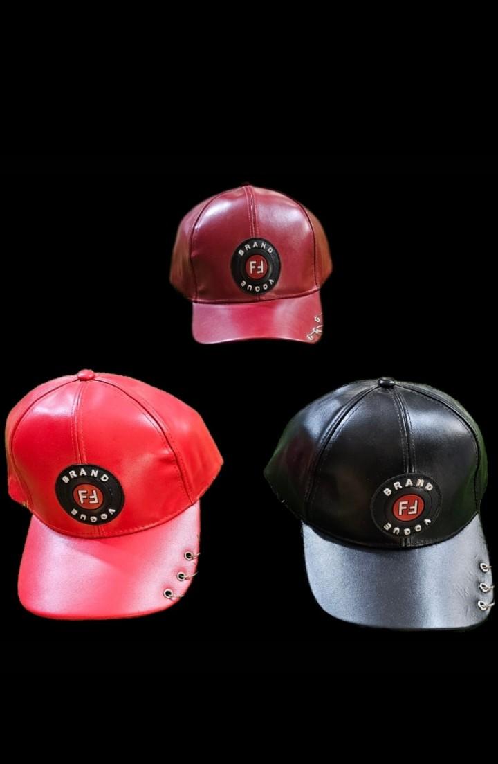 Unisex Leather Baseball Cap Adjustable Fashion Hat for Men & Women – Stylish Streetwear Snapback Cap