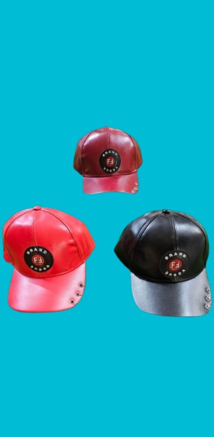 Unisex Leather Baseball Cap Adjustable Fashion Hat for Men & Women – Stylish Streetwear Snapback Cap