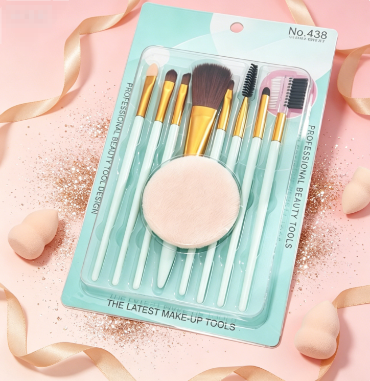 8-piece makeup brush set, beginner's all-in-one tool set including makeup sponge, featuring eyeshadow brush, blush brush, foundation brush, eyeliner brush and contour brush, suitable for daily makeup