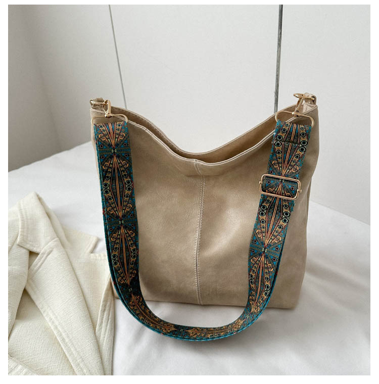 Large capacity bag for women in spring and summer 2025, retro broadband single shoulder crossbody bag, high-end texture commuting bucket bag Style_1 AS PICTURE