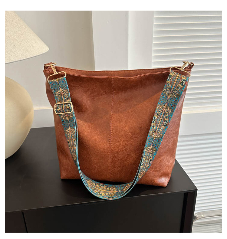 Large capacity bag for women in spring and summer 2025, retro broadband single shoulder crossbody bag, high-end texture commuting bucket bag Style_1 AS PICTURE