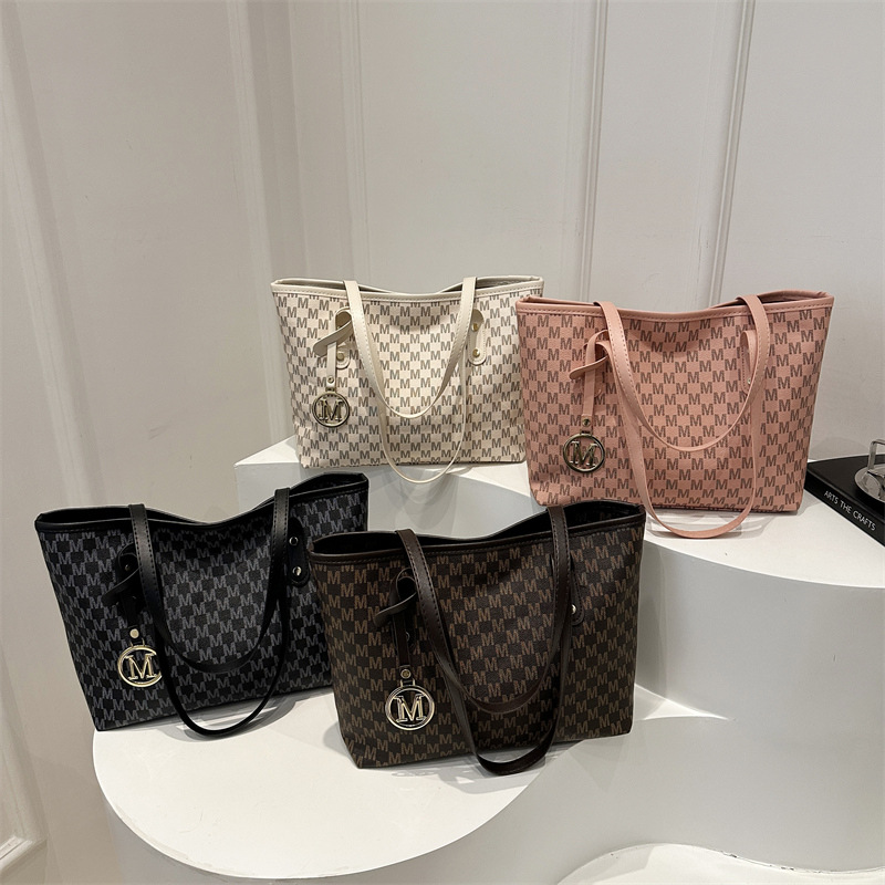 Women's Street Fashion Bag Casual Tote Bag, Large Capacity Shoulder Handbag, 2026 Spring Fashion Commuter Bag