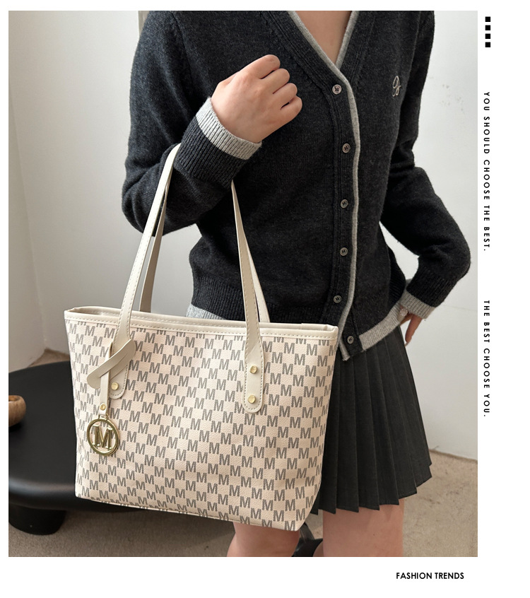 Women's Street Fashion Bag Casual Tote Bag, Large Capacity Shoulder Handbag, 2026 Spring Fashion Commuter Bag