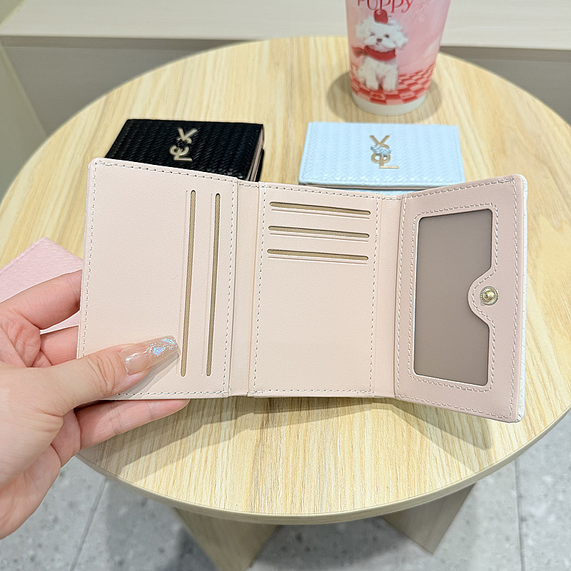 Women's  Wallet:2026 Women's Mini Clip Wallet Leather Small Purse, Lightweight Waterproof Card Holder， made of waterproof leather, lightweight, durable, perfect for daily use
