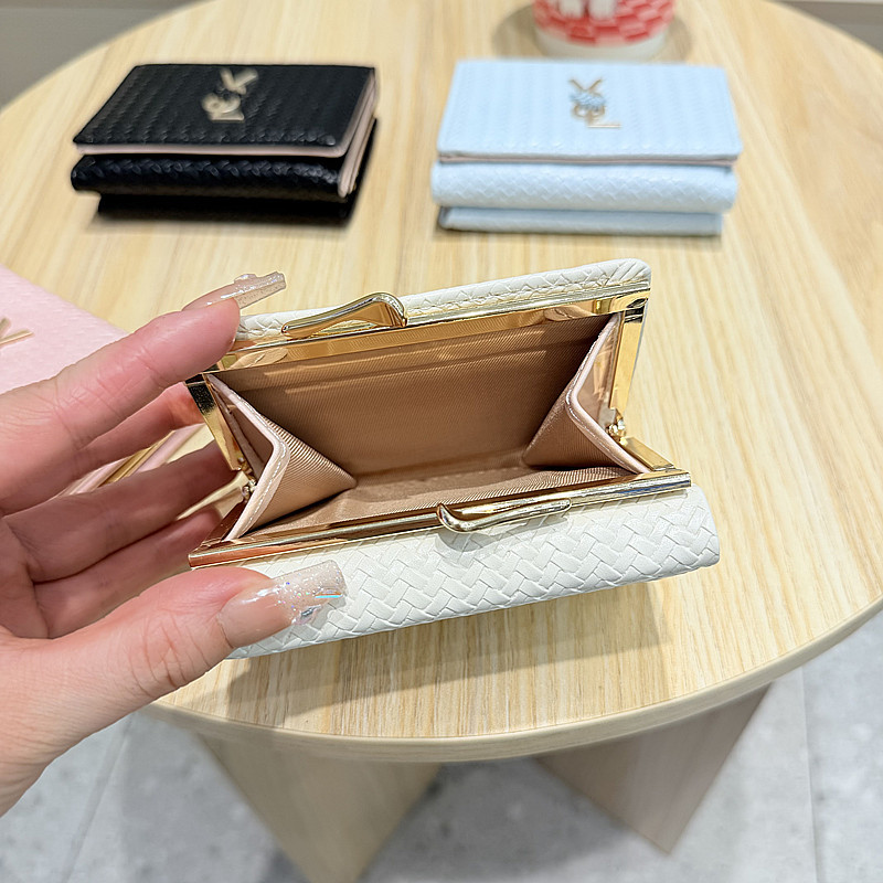 Women's  Wallet:2026 Women's Mini Clip Wallet Leather Small Purse, Lightweight Waterproof Card Holder， made of waterproof leather, lightweight, durable, perfect for daily use