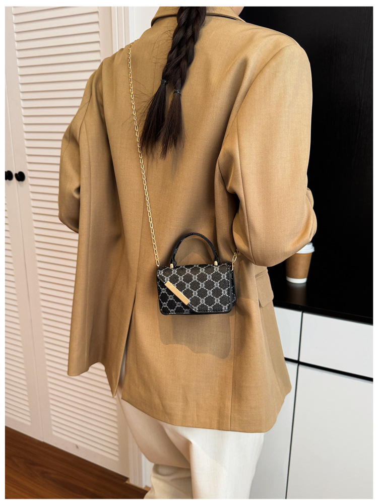 1Pc New 2026 Summer Vintage Printed Fashion Bag Texture Trendy Chain Crossbody Bag Shoulder Bag Handbag Square Bag For Women Daily Commute
