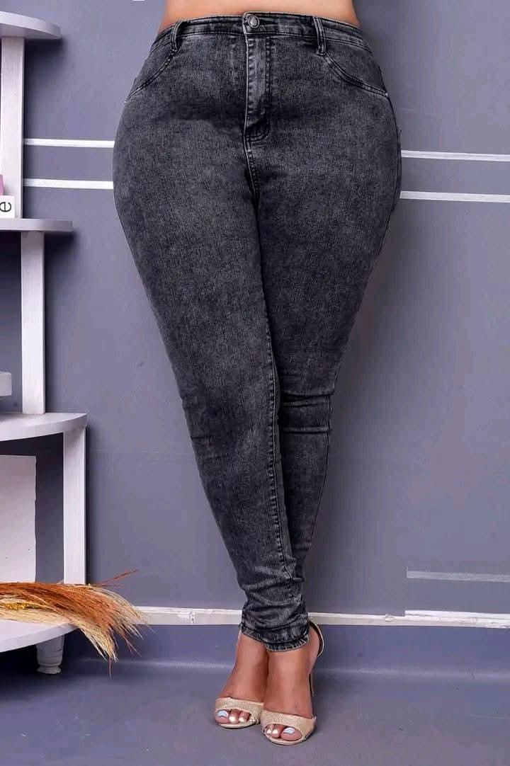 classic Women’s High-Waist Black Skinny heavy Jeans – Stretch Fit Slim Leg Trousers
..fit for all occasions