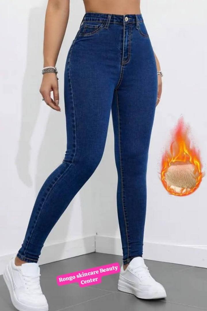 classic Women’s High-Waist Black Skinny heavy Jeans – Stretch Fit Slim Leg Trousers
..fit for all occasions