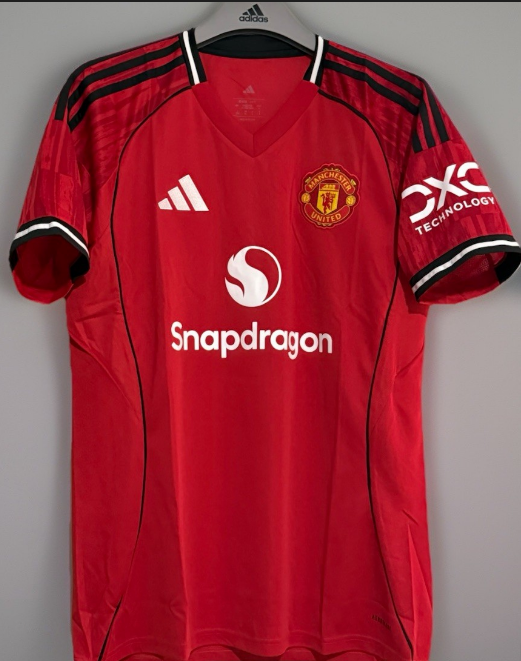 Manchester United 2025/26 HOME Kit Jersey – Men’s Football Shirt | Limited Offer End Season Sale