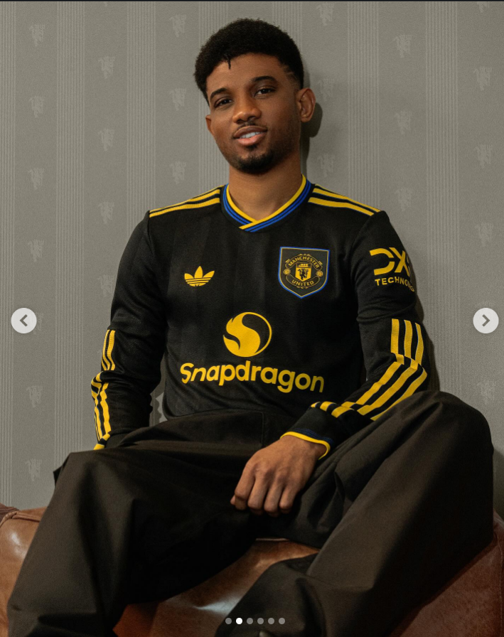 Manchester United 2025/26 Third Kit  Black Jersey – Men’s Football Shirt | Limited Offer End Season Sale