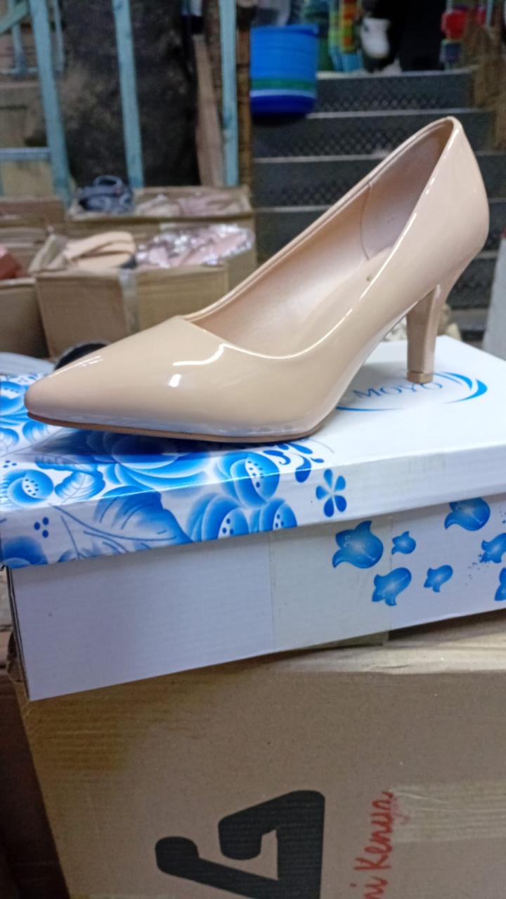Elegant classic original ladies high heeled shoes , comfortable heels