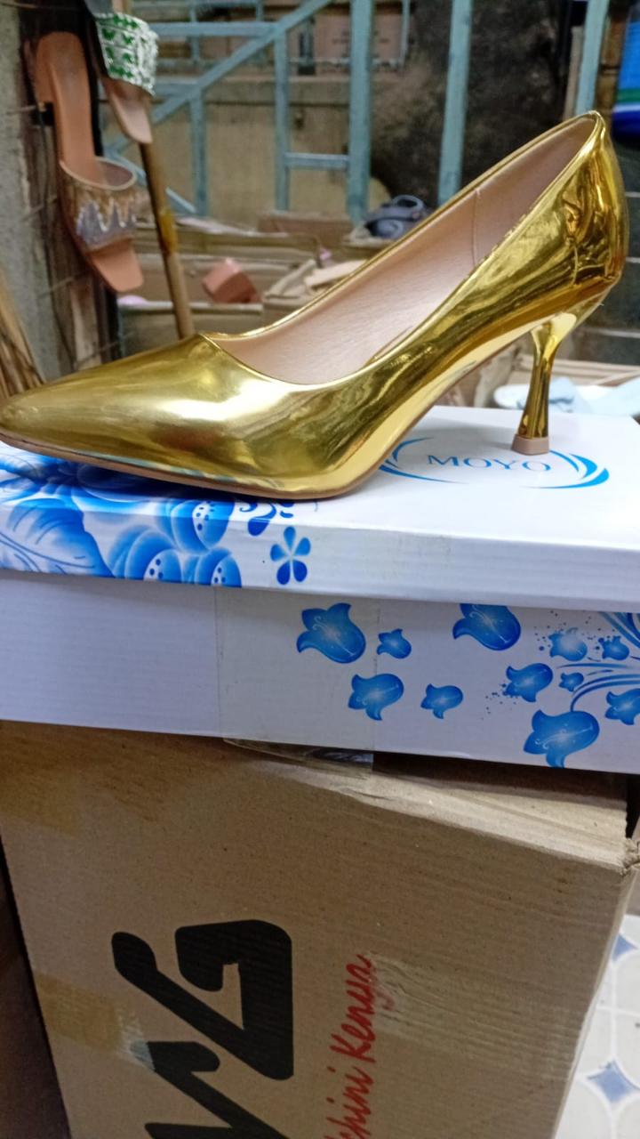 Elegant classic original ladies high heeled shoes , comfortable heels