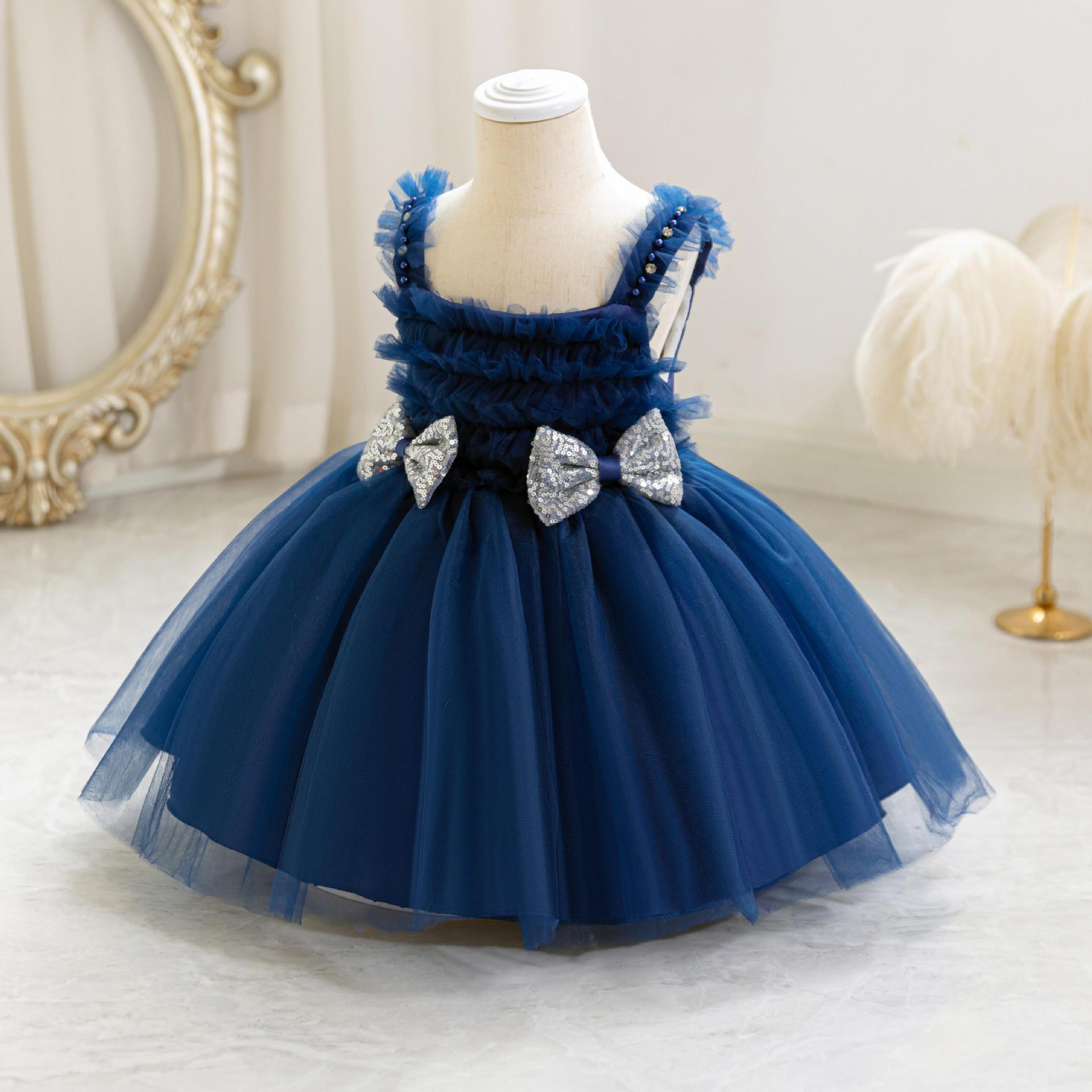 Summer new girl dress sleeveless square collar bow rhinestone mesh fluffy skirt Princess dress is suitable for birthday school party dinner dress costume.
