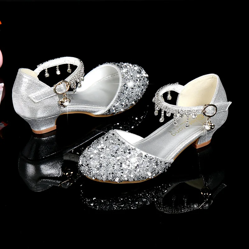 New girls' leather shoes with dress princess shoes sequined rhinestone high-heeled sandals are suitable for daily casual birthday parties, school Christmas parties and banquets.