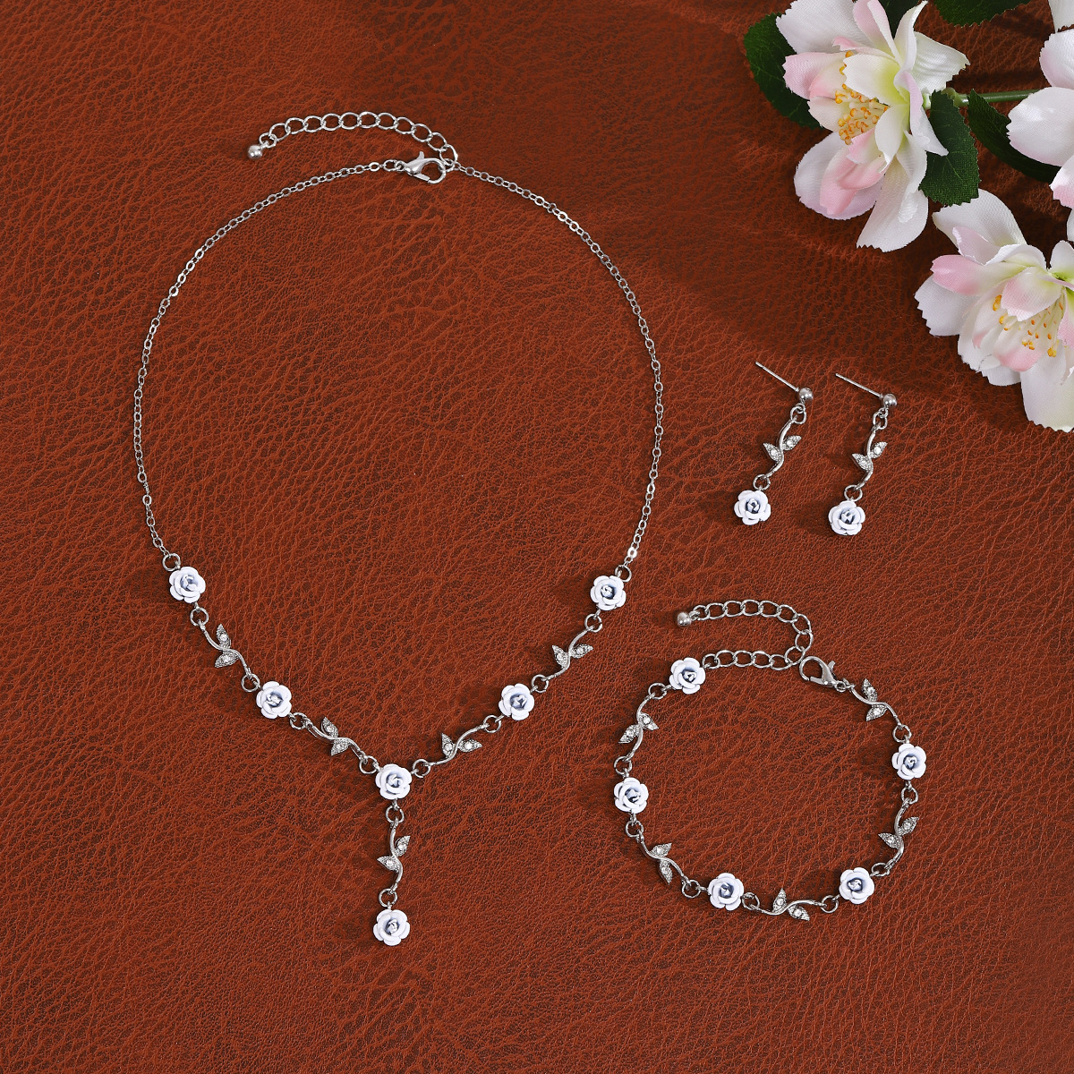 French vintage romantic exquisite and elegant red flower bracelet, necklace and earrings set, women's jewelry accessories