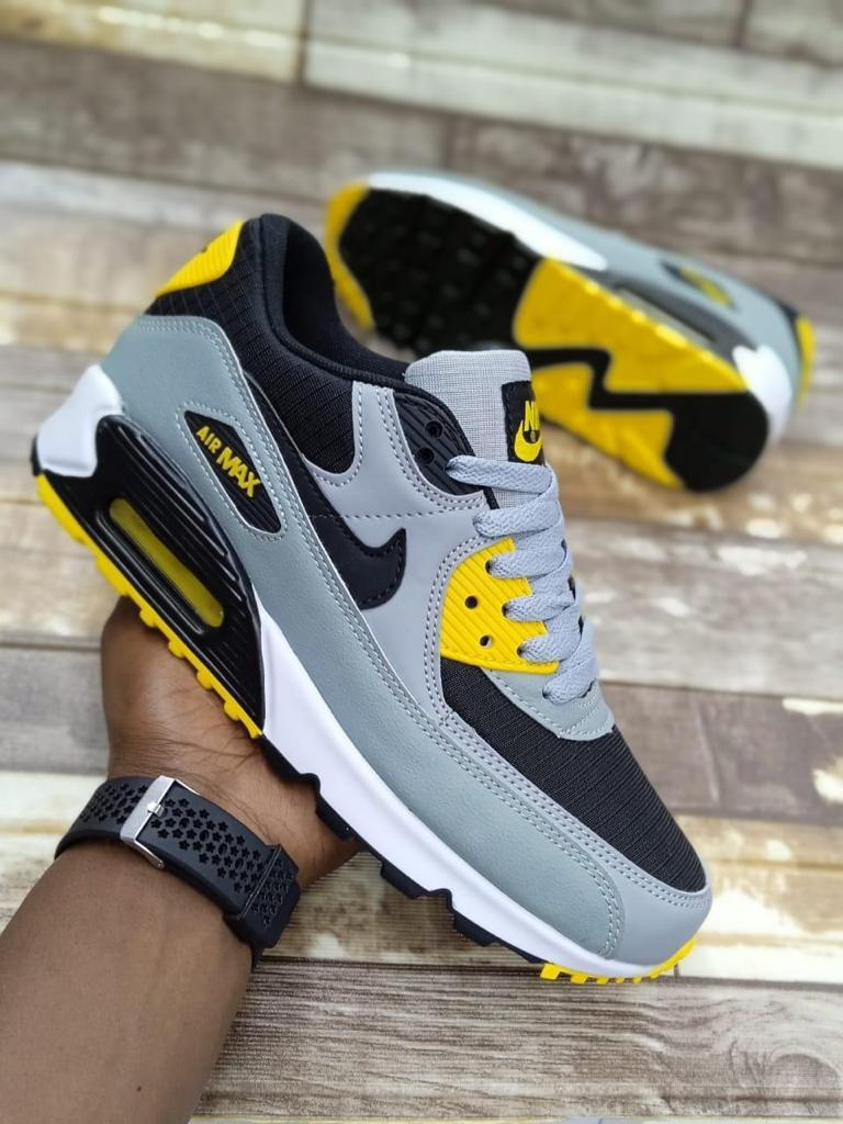 Men Air Cushion Sneakers Comfortable Running Shoes Lightweight Breathable Sport Shoes Durable Non Slip Sole Stylish Casual Athletic Footwear Sizes 40 to 45