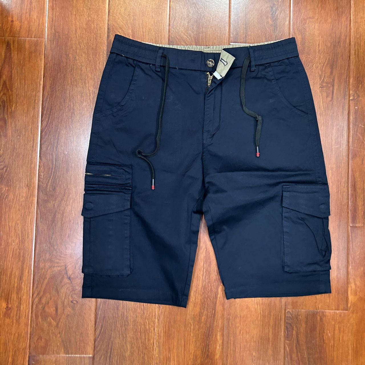 Men Cargo Shorts Quality Fabric Comfortable Durable Multi Pocket Casual Wear Breathable Lightweight Stylish Everyday Shorts Outdoor Wear Sizes 30 to 38