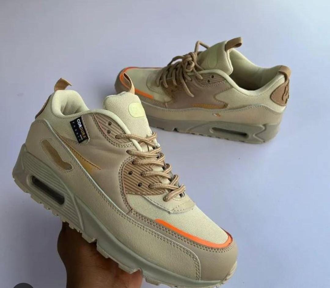 Men Air Cushion Sneakers Comfortable Running Shoes Lightweight Breathable Sport Shoes Durable Non Slip Sole Stylish Casual Athletic Footwear Sizes 40 to 45