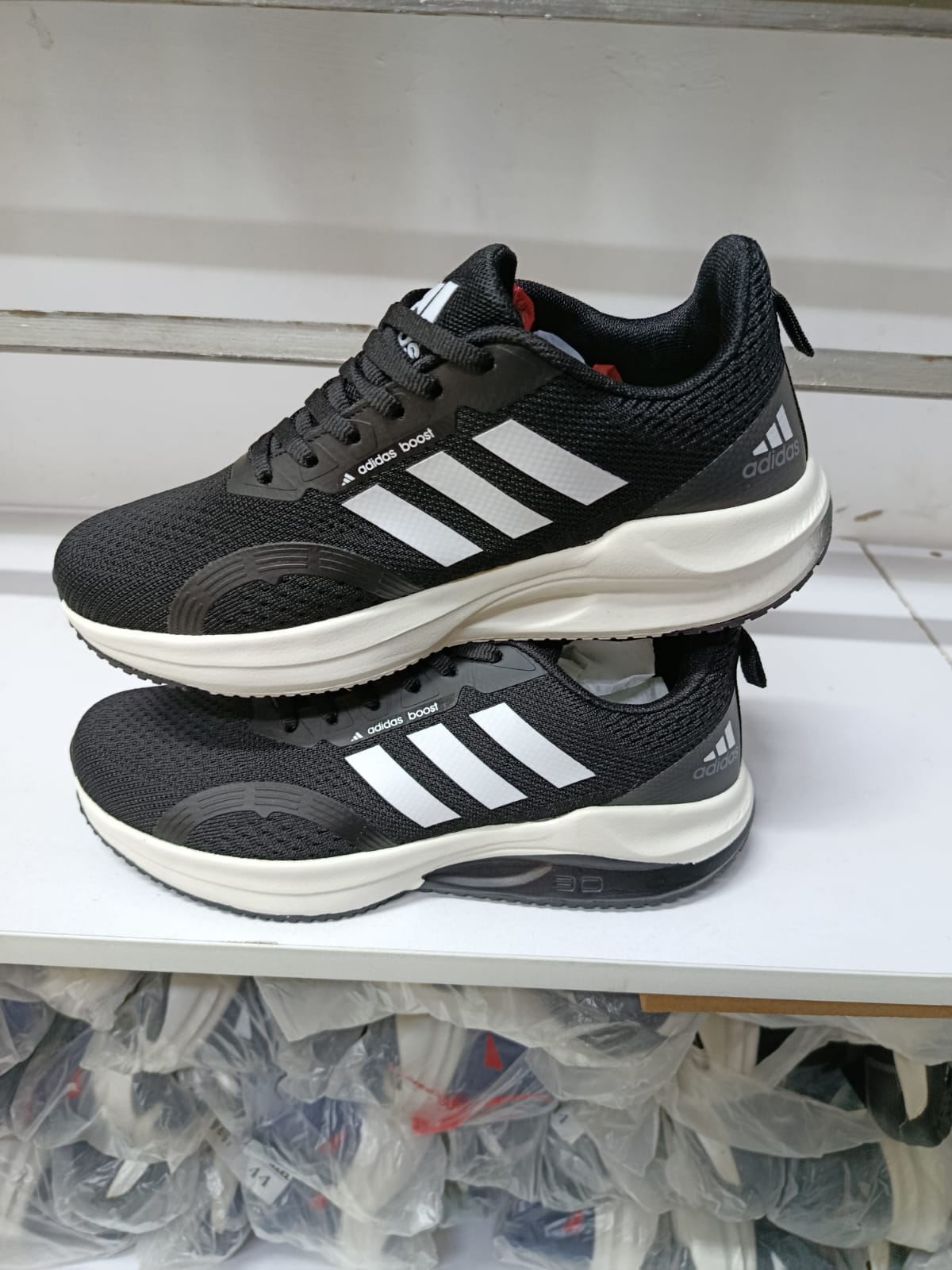 Men Sports Running Shoes Lightweight Breathable Sneakers Comfortable Athletic Footwear Durable Non Slip Sole Gym Training Casual Wear Sizes 40 to 45