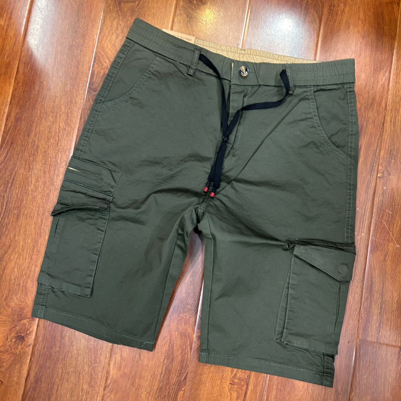 Men Cargo Shorts Quality Fabric Comfortable Durable Multi Pocket Casual Wear Breathable Lightweight Stylish Everyday Shorts Outdoor Wear Sizes 30 to 38