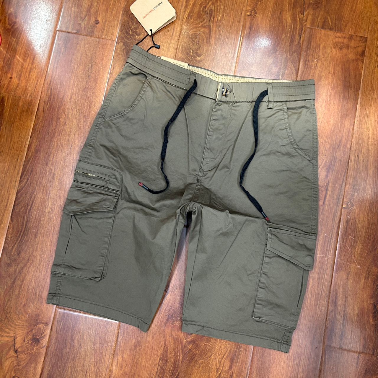 Men Cargo Shorts Quality Fabric Comfortable Durable Multi Pocket Casual Wear Breathable Lightweight Stylish Everyday Shorts Outdoor Wear Sizes 30 to 38