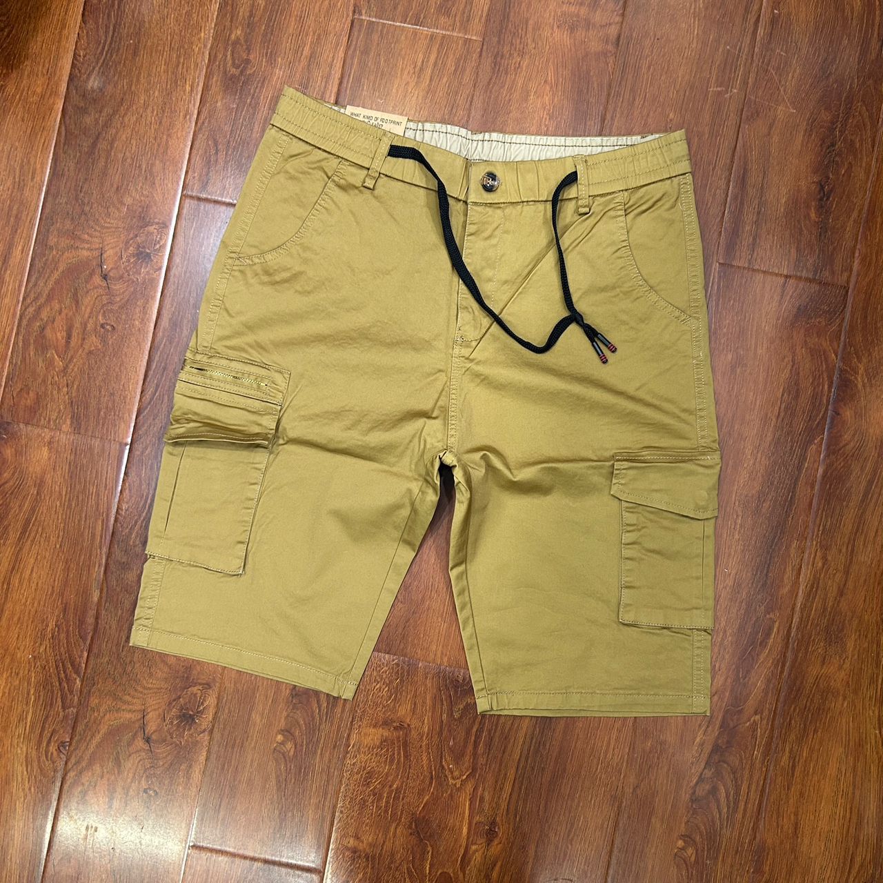 Men Cargo Shorts Quality Fabric Comfortable Durable Multi Pocket Casual Wear Breathable Lightweight Stylish Everyday Shorts Outdoor Wear Sizes 30 to 38