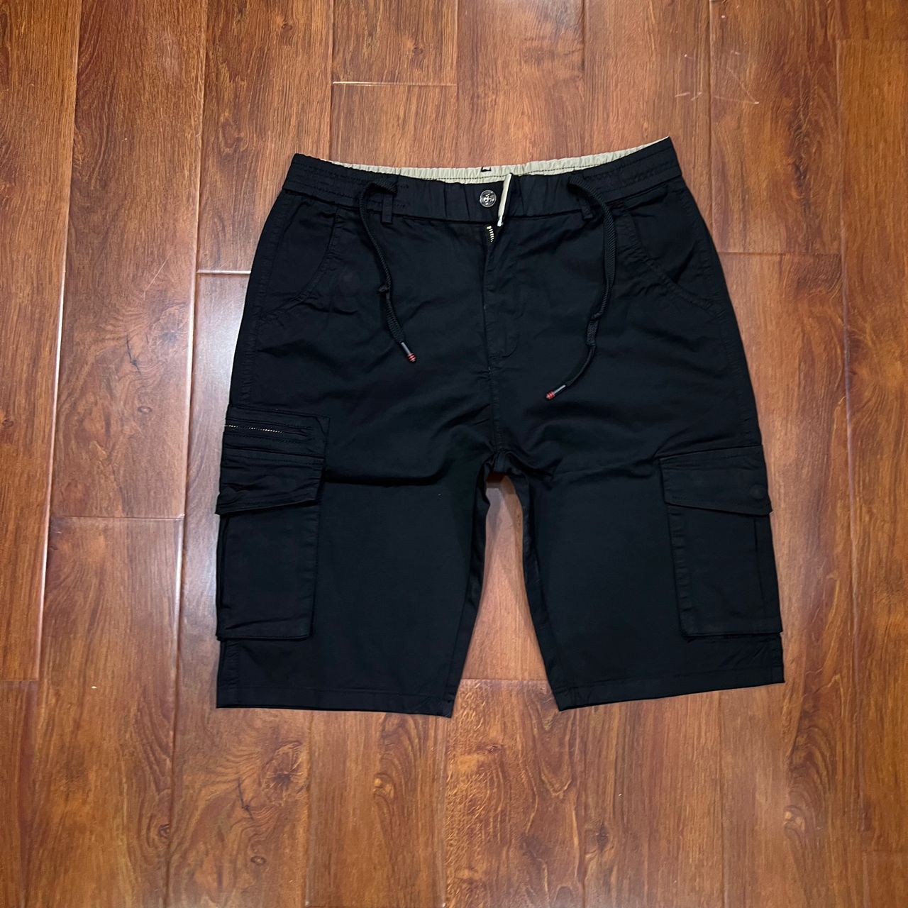 Men Cargo Shorts Quality Fabric Comfortable Durable Multi Pocket Casual Wear Breathable Lightweight Stylish Everyday Shorts Outdoor Wear Sizes 30 to 38