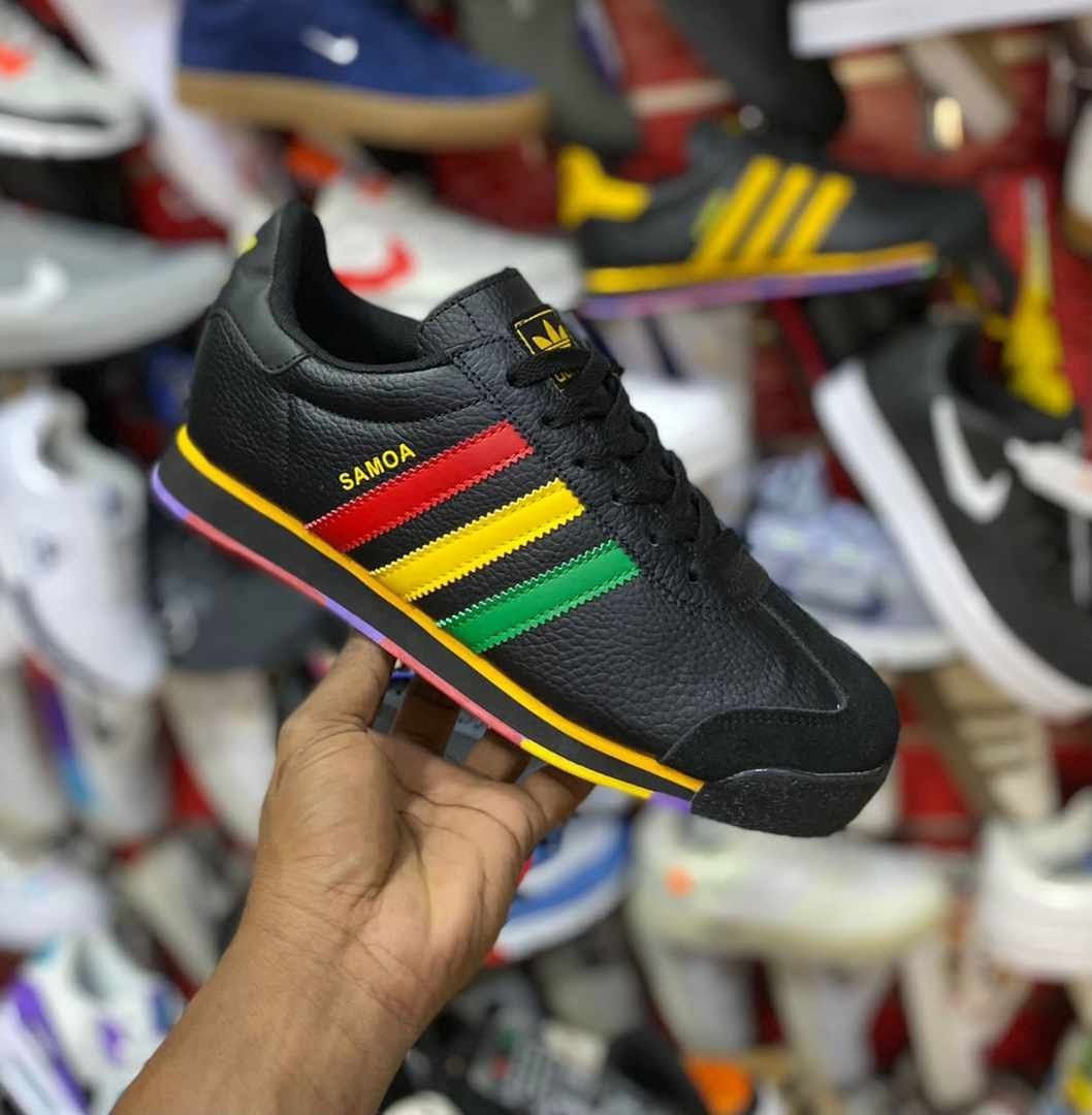 👟🔥 SAMOA Classic Sneakers – Timeless Style, Everyday Comfort 🔥👟💥 Step Into Iconic Style Upgrade your sneaker game with these SAMOA Classic Sneakers — a perfect blend of retro design and