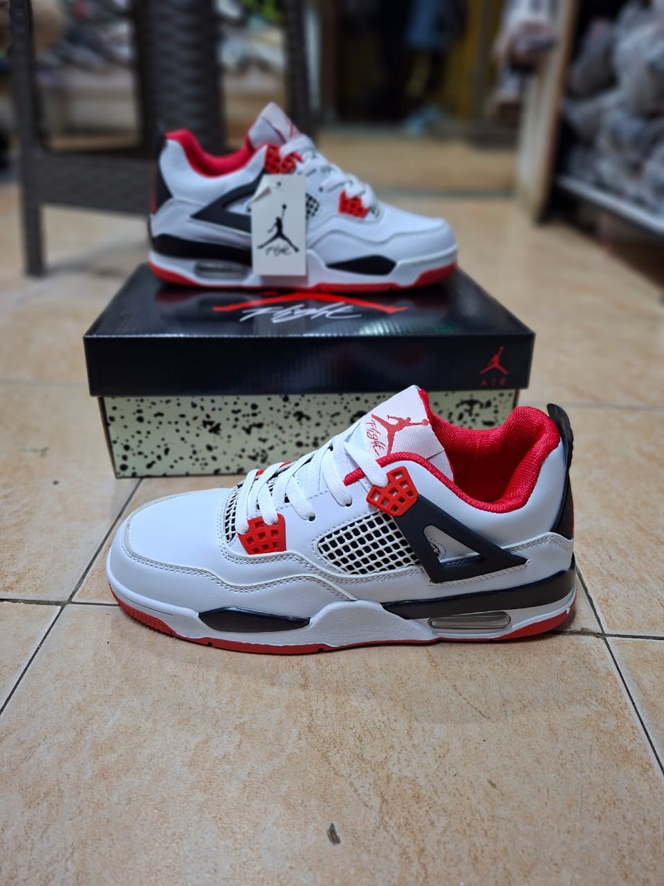 🔥👟 Air Jordan J4 Retro – Street Power & Style 👟🔥✨ Iconic Design, Ultimate Street Vibe Step up your sneaker game with the Air Jordan J4 Retro — a legendary design that blends performance,