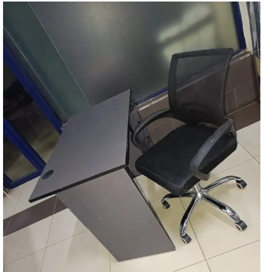 Modern Office Desk 1 Meter Office Chair Set Office Study Desk with Ergonomic Office Chair Durable Comfortable Home & Office Brown/White/grey