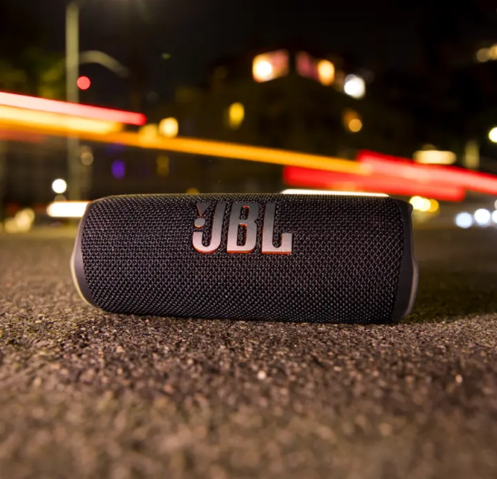 JBL Flip 6 Portable Bluetooth Speaker Powerful Sound And Deep Bass IPX7 Waterproof 12 Hours of Playtime