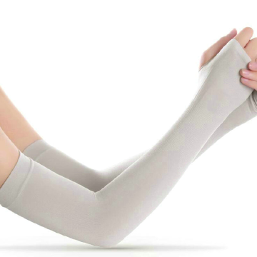 UV Sun Protection Arm Sleeves Cooling Sleeves For Outdoor Sports Basketball Warmers Cuffs Arm Covers Skin Care Gloves Arm Sleeves for Men & Women UV Protection Hand Sleeve with Thumb for Boys & Girls.