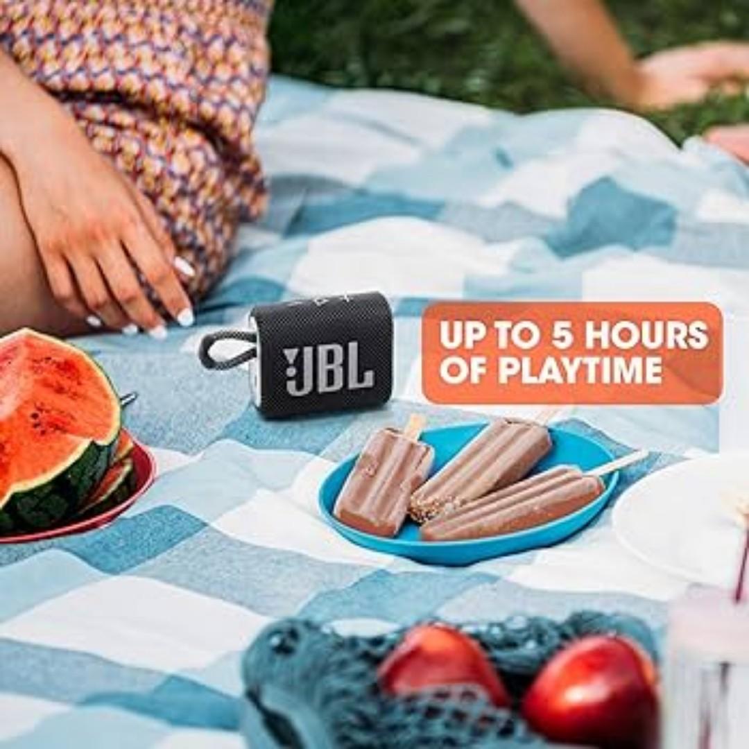 JBL Go 3 Original Portable Mini Bluetooth Speaker Original, big audio and punchy bass, IP67 waterproof and dustproof, 5 hours of playtime, speaker for home, outdoor and travel (Black)