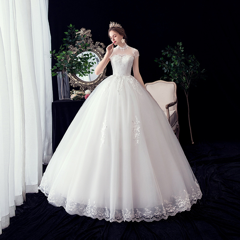 New Arrival Western Style Plus Size Wedding Dress Figure-Flattering Stand Collar Floral Off-the-Shoulder Lace Bridal Gown