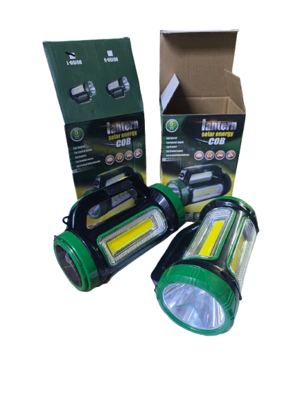 Solar & Rechargeable LED Torch – High Power Emergency Flashlight, Bright high-power LED for long-distance illumination, Long-lasting battery for extended use during power outages.