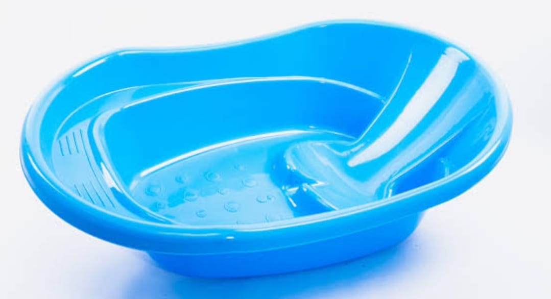 Baby Bath Basin – Safe Durable Newborn Bath Tub for Comfortable Baby Bathing, Ergonomic design for safe and comfortable baby bathing, Smooth rounded edges for maximum safety.