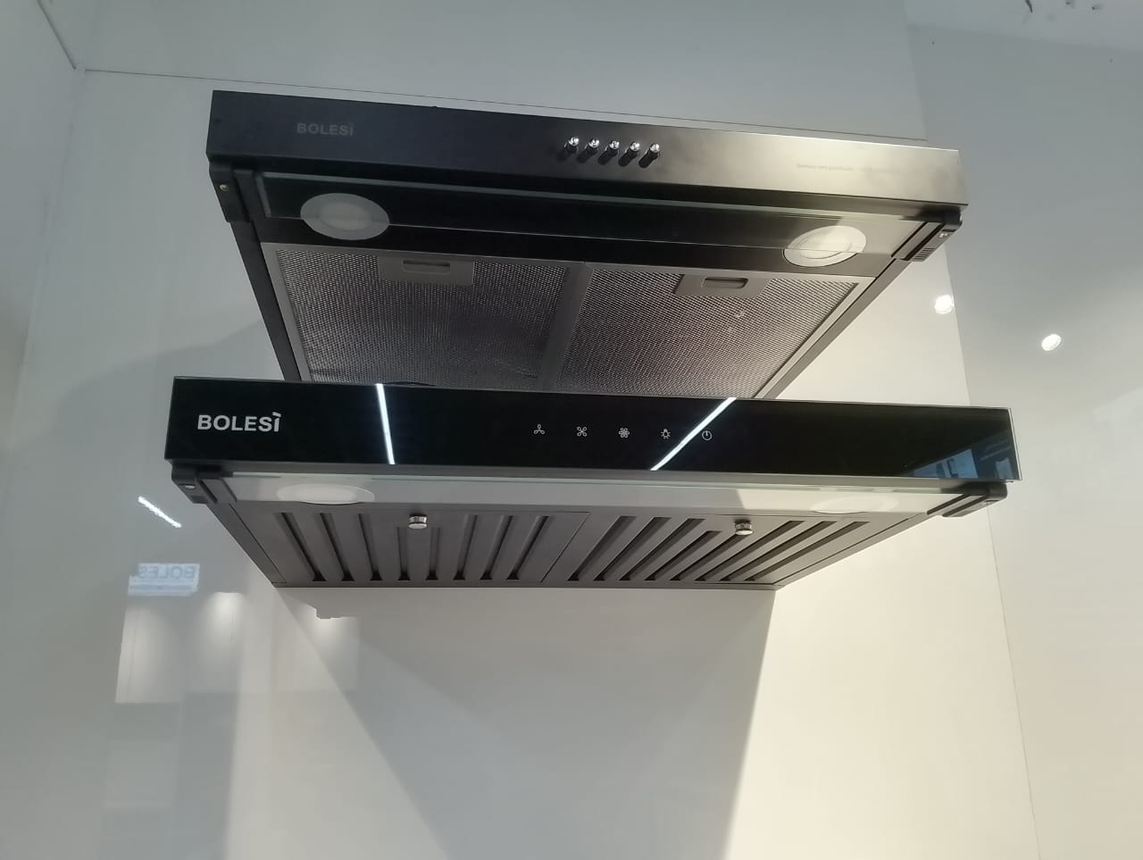 CLEARANCE OFFER 90cm bolesi under the cabinet  kitchen hood