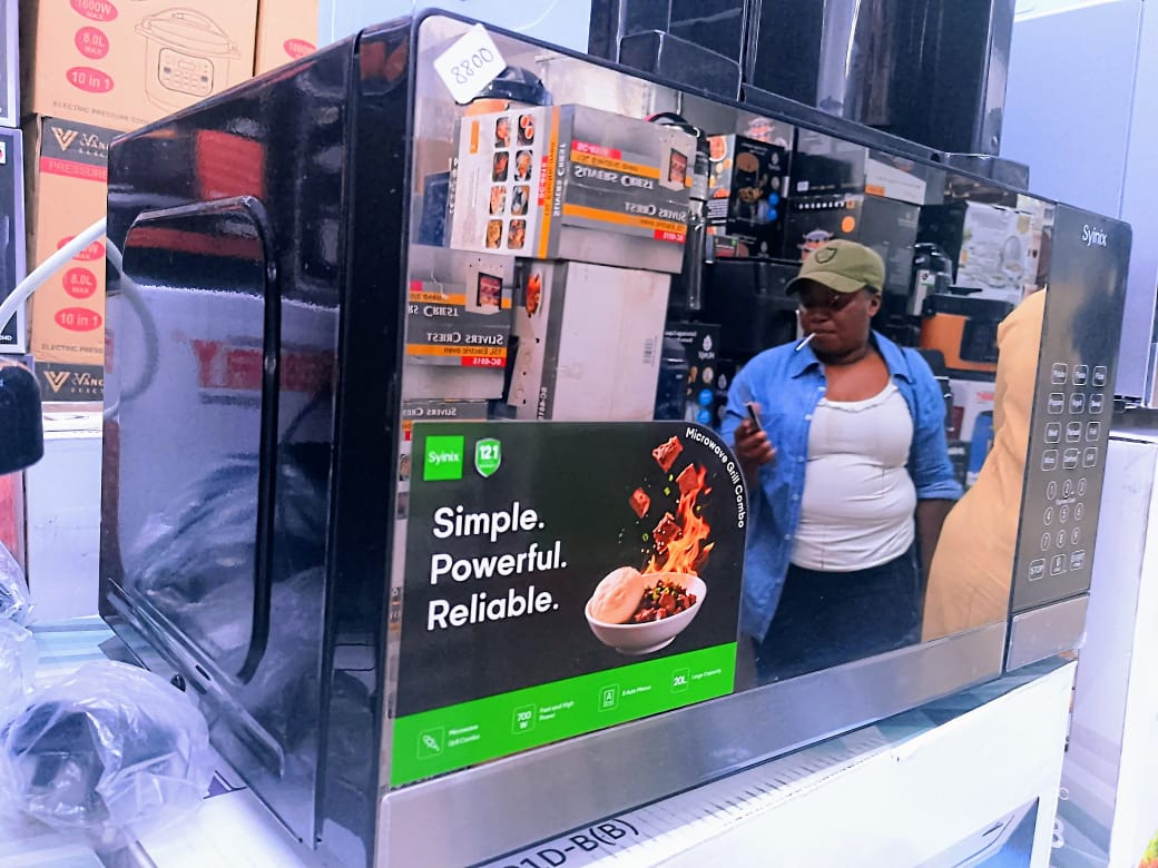 CLEARANCE OFFER Syinix microwave 20L with grill
